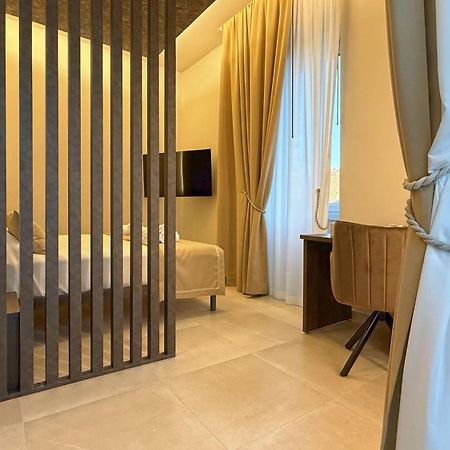 Shanti Rooms & Apartments Castello Bacoli Eksteriør bilde